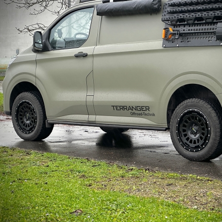 Ford Tourneo Custom AT1-18-BLK-TRA8